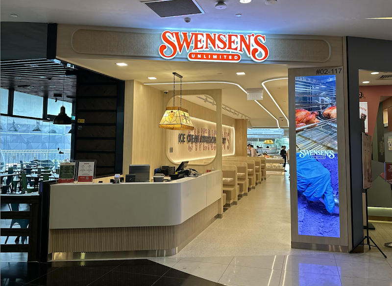 ES @ VivoCity (Earle Swensen's) hero