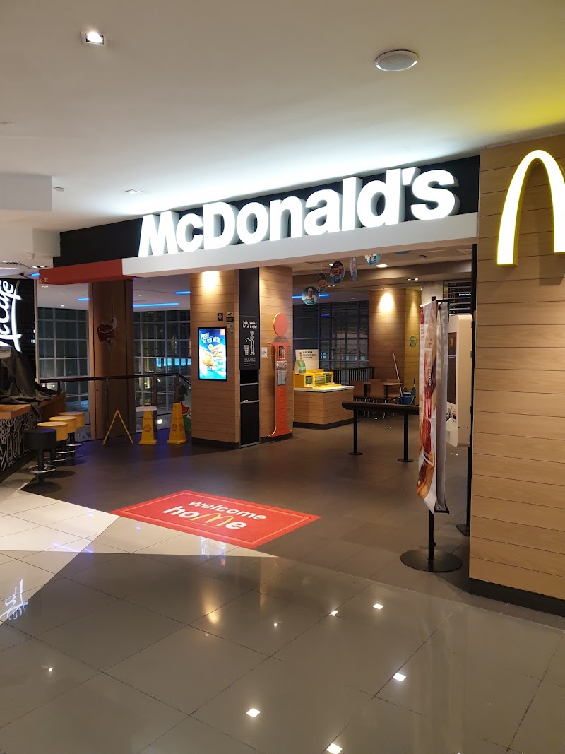 McDonald's Suntec City hero