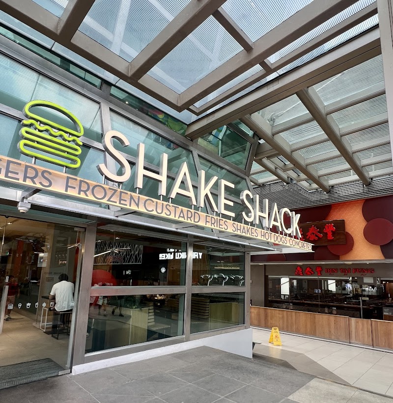 Shake Shack Junction 8 hero